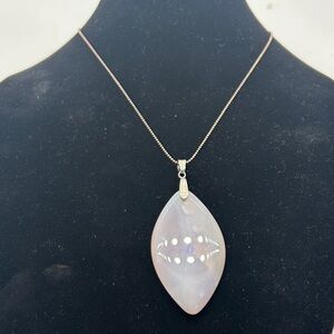 Elegant Pink Pendant agate Necklace